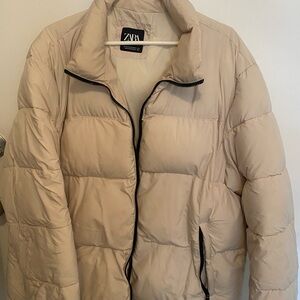 Zara men’s Beige Puffer Coat